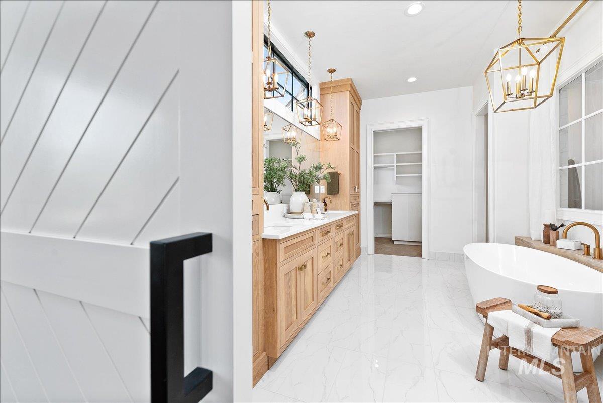 1795 S Isla Del Rio Way