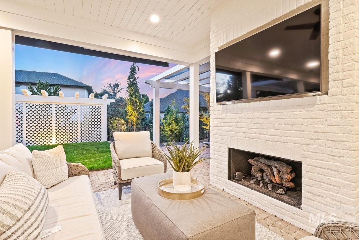 1795 S Isla Del Rio Way