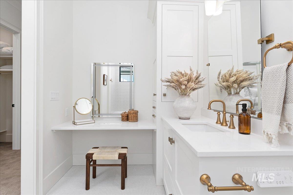 1795 S Isla Del Rio Way