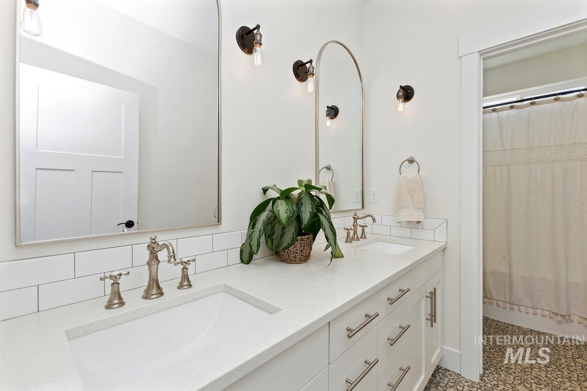 10935 Purple Sage Rd