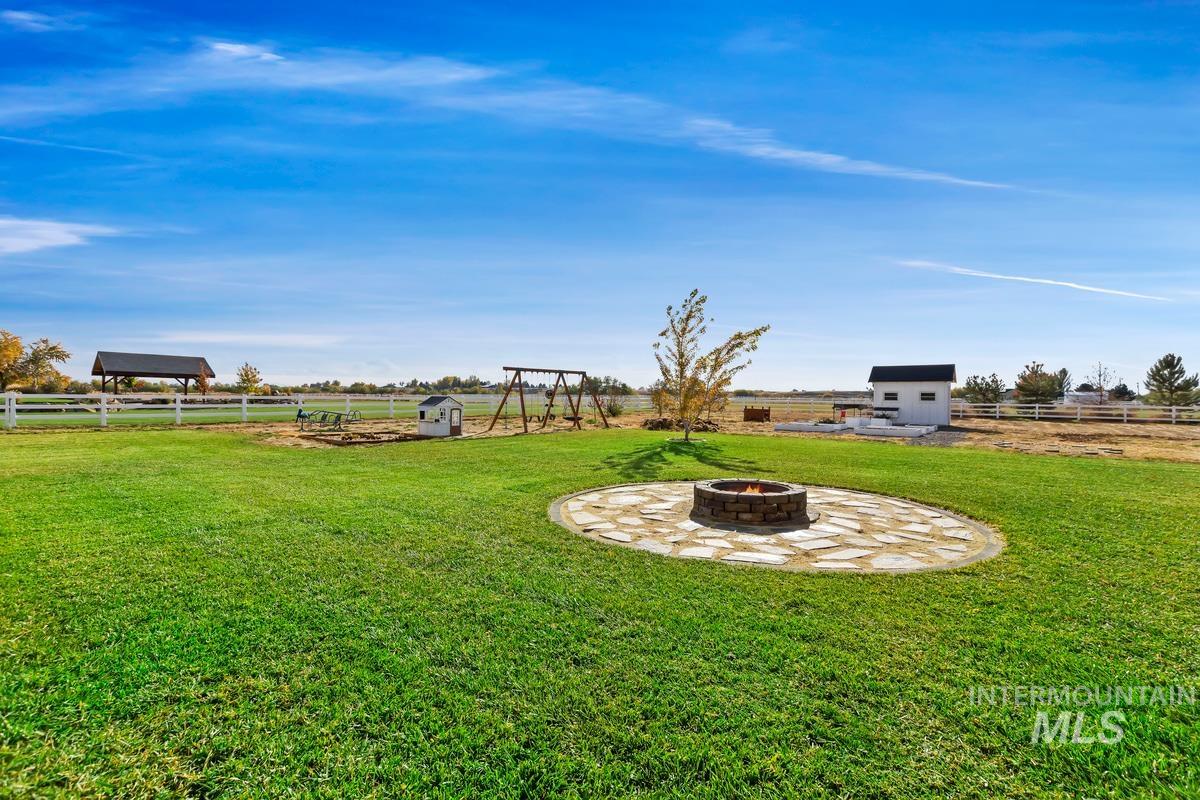 10935 Purple Sage Rd