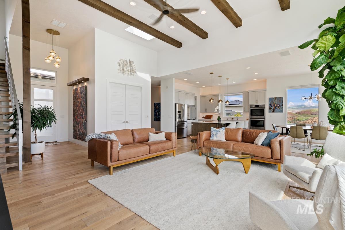 5058 W Parkridge Dr.