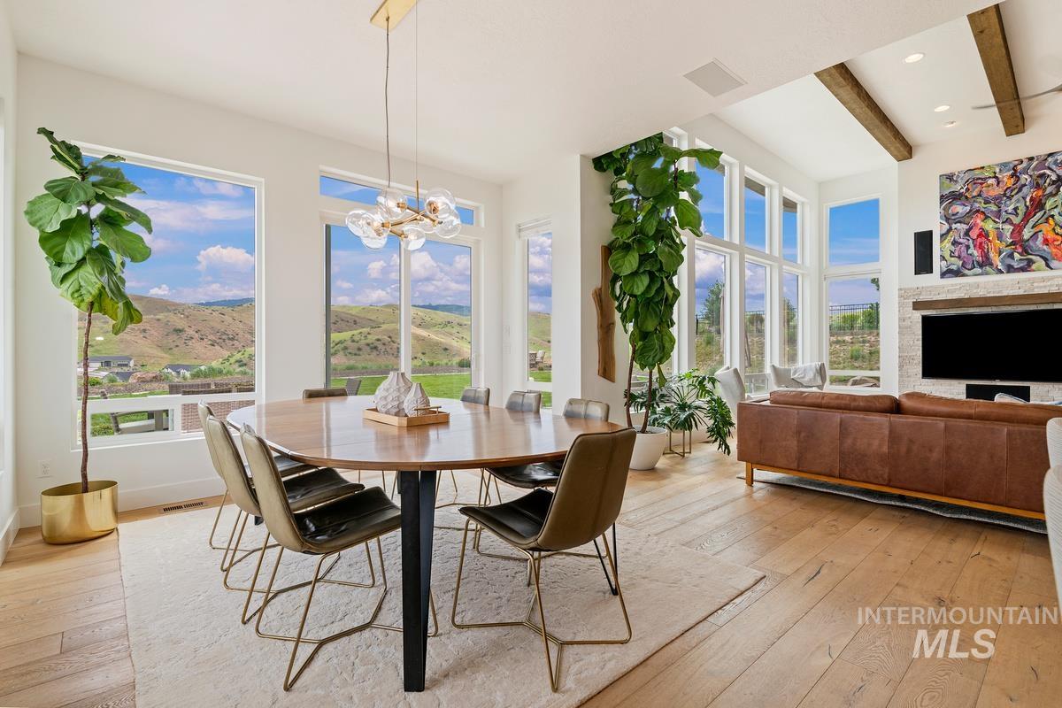 5058 W Parkridge Dr.