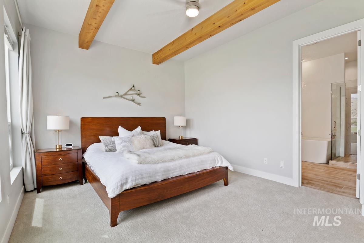 5058 W Parkridge Dr.