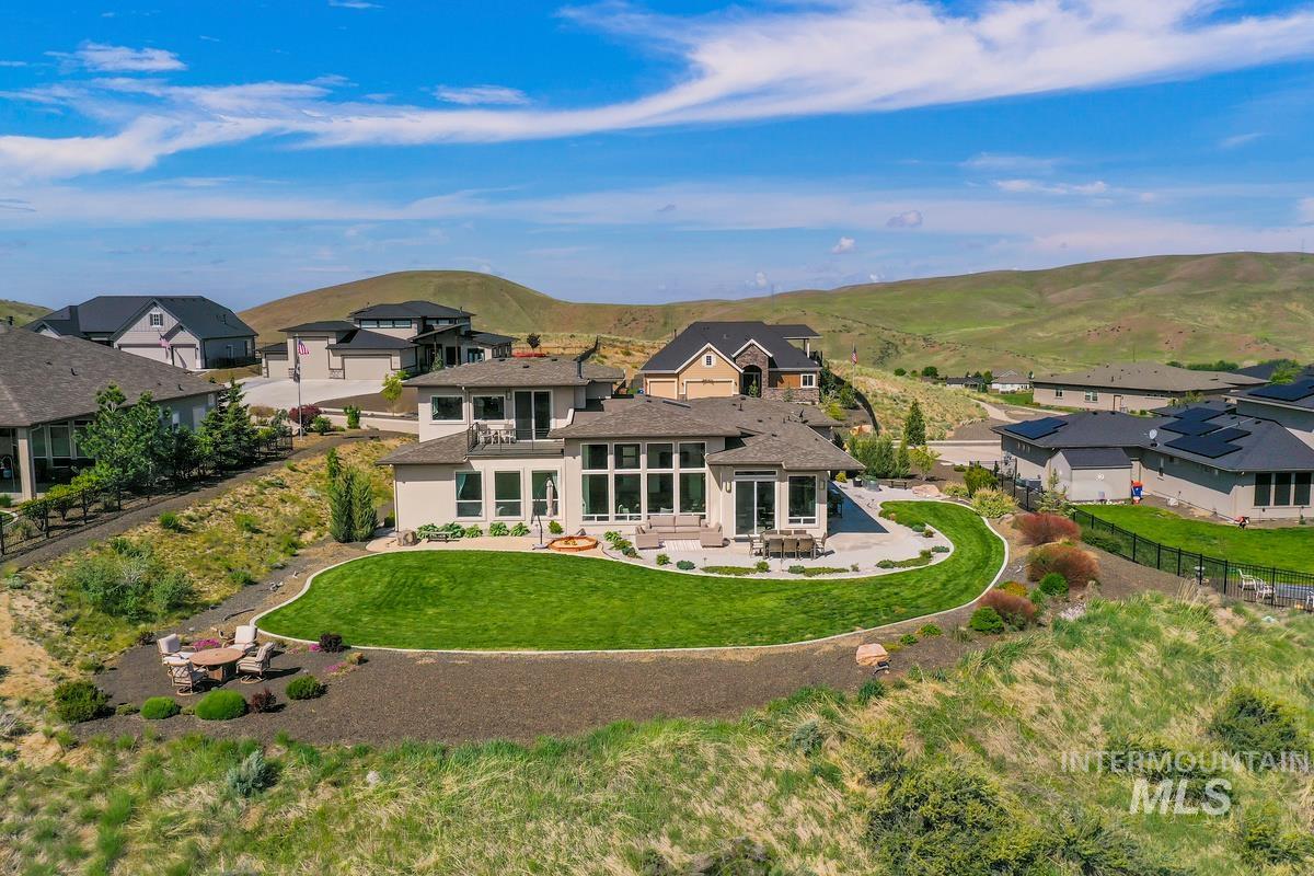 5058 W Parkridge Dr.