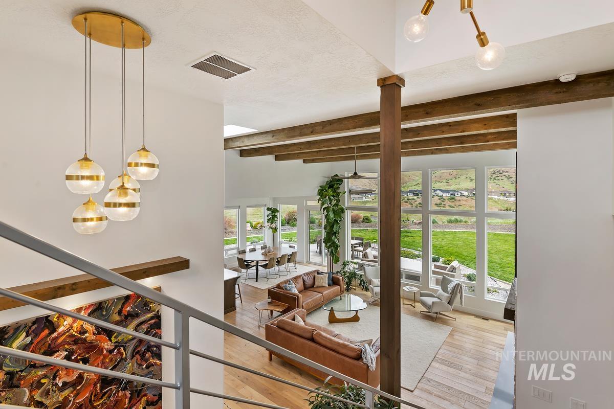 5058 W Parkridge Dr.