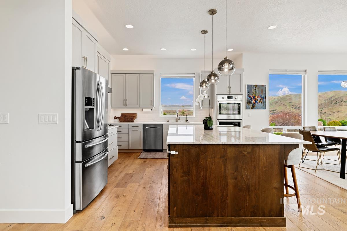 5058 W Parkridge Dr.