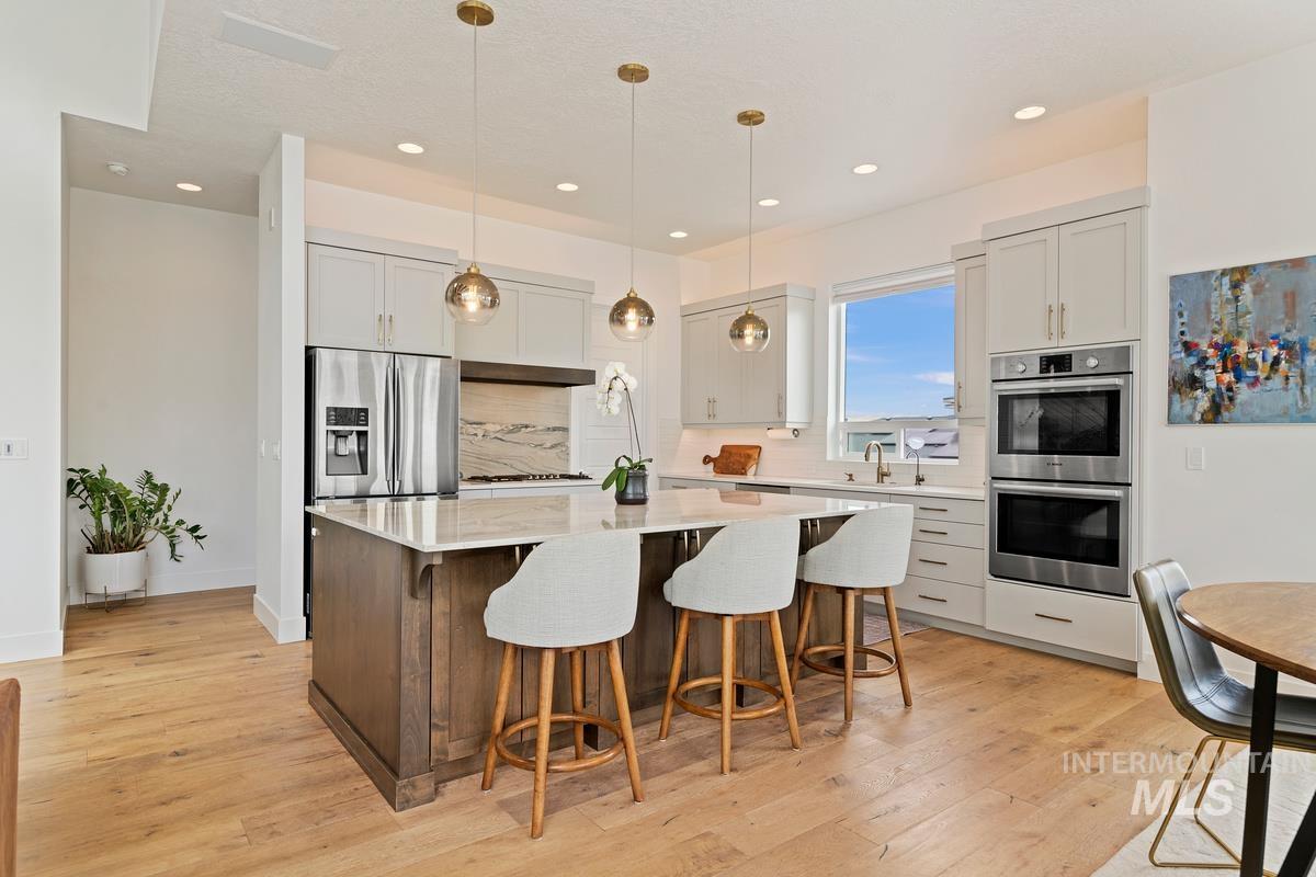 5058 W Parkridge Dr.