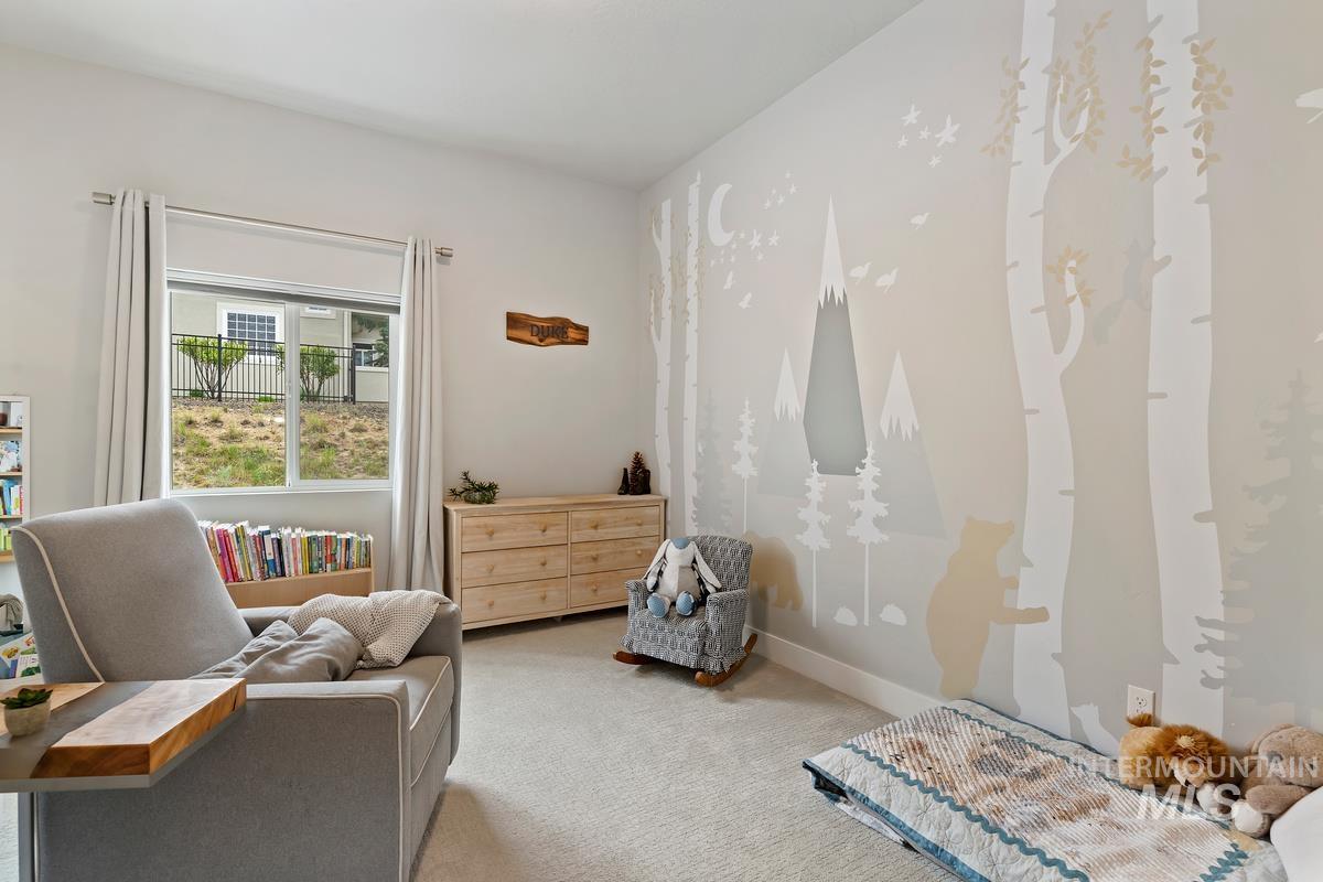 5058 W Parkridge Dr.