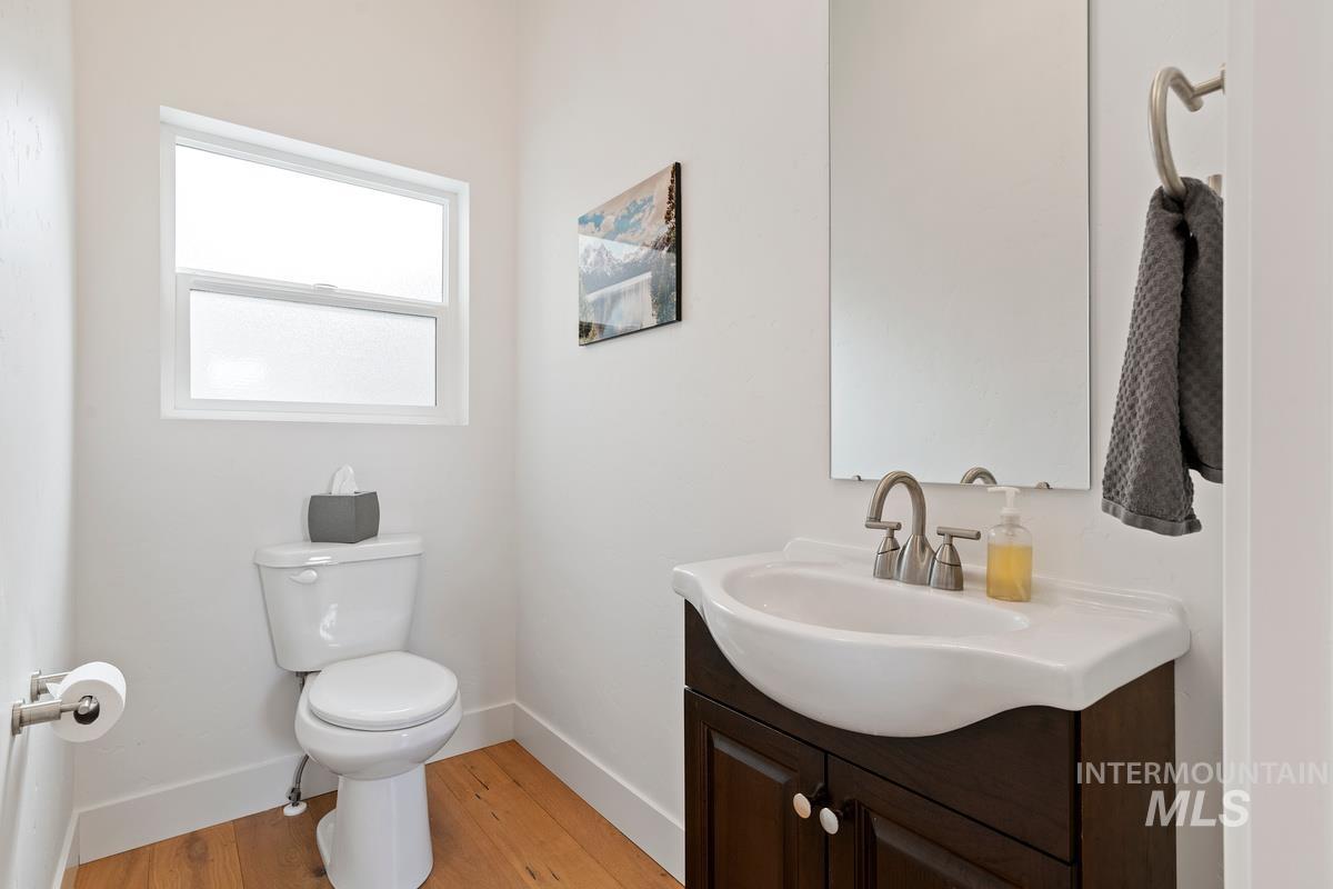 5058 W Parkridge Dr.