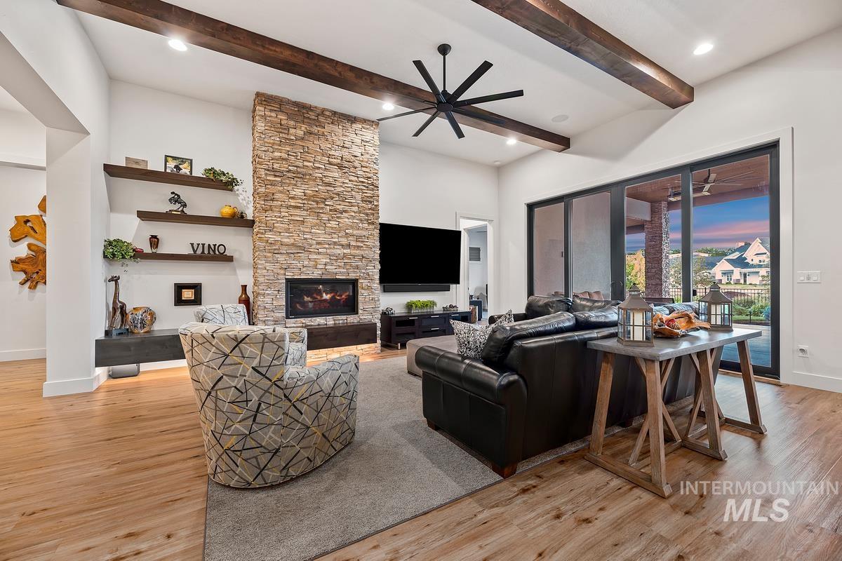 2379 W Clear Creek Drive