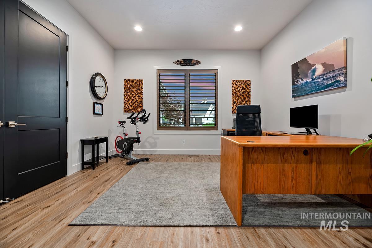 2379 W Clear Creek Drive