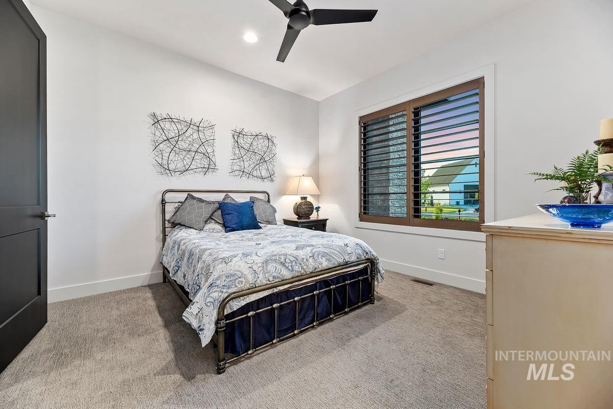 2379 W Clear Creek Drive