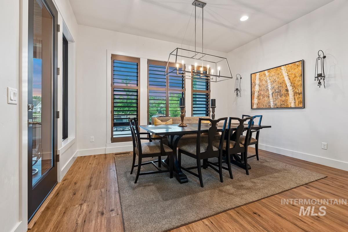 2379 W Clear Creek Drive