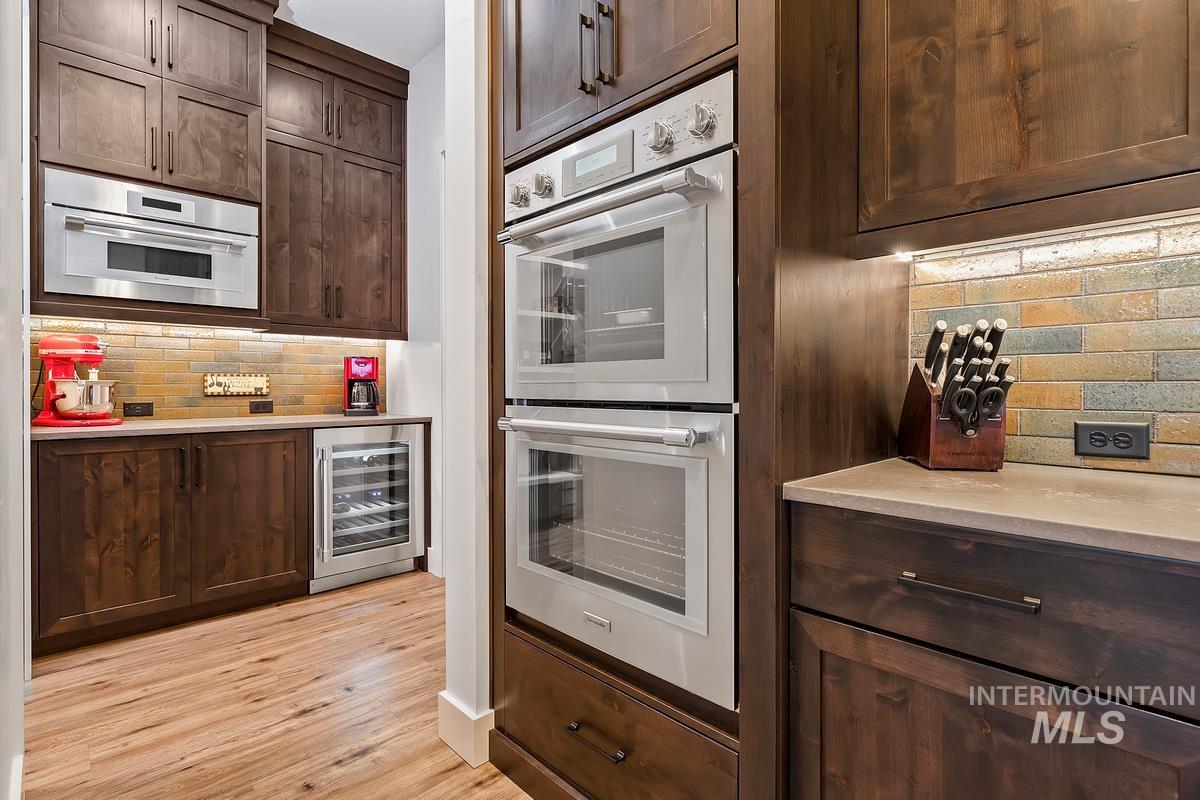 2379 W Clear Creek Drive