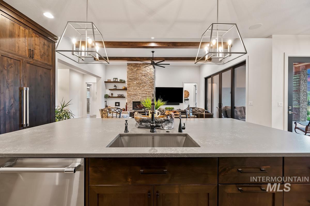 2379 W Clear Creek Drive