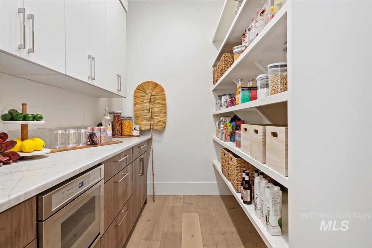 2208 S Mallard Wing Way