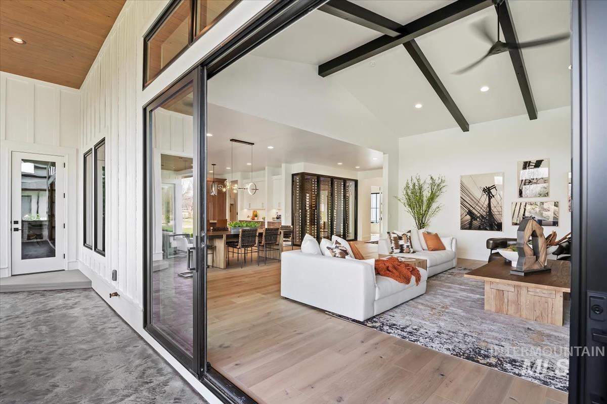 2208 S Mallard Wing Way