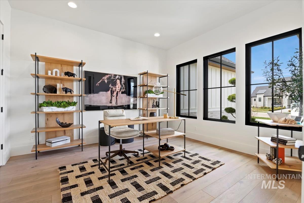 2208 S Mallard Wing Way