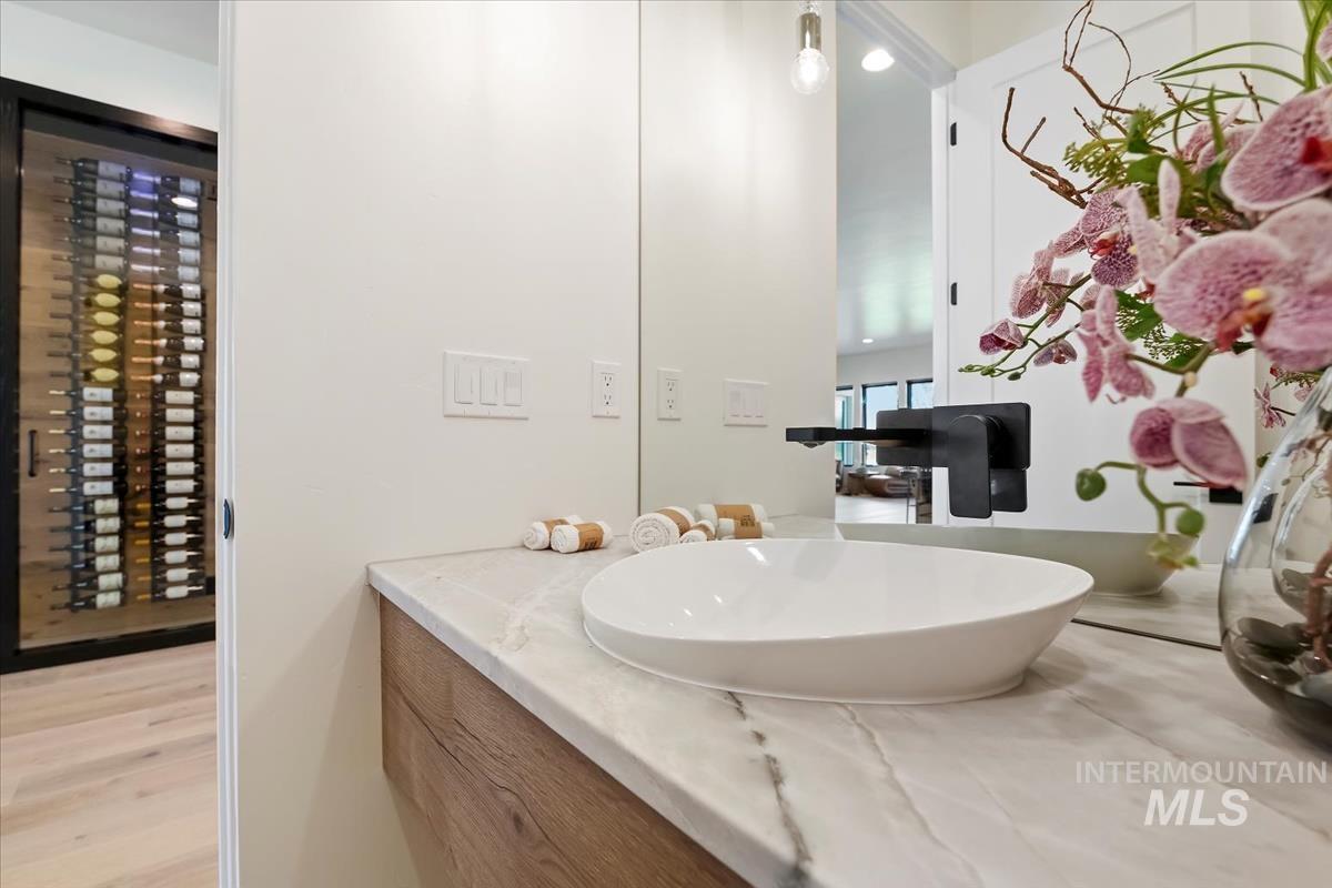 2208 S Mallard Wing Way