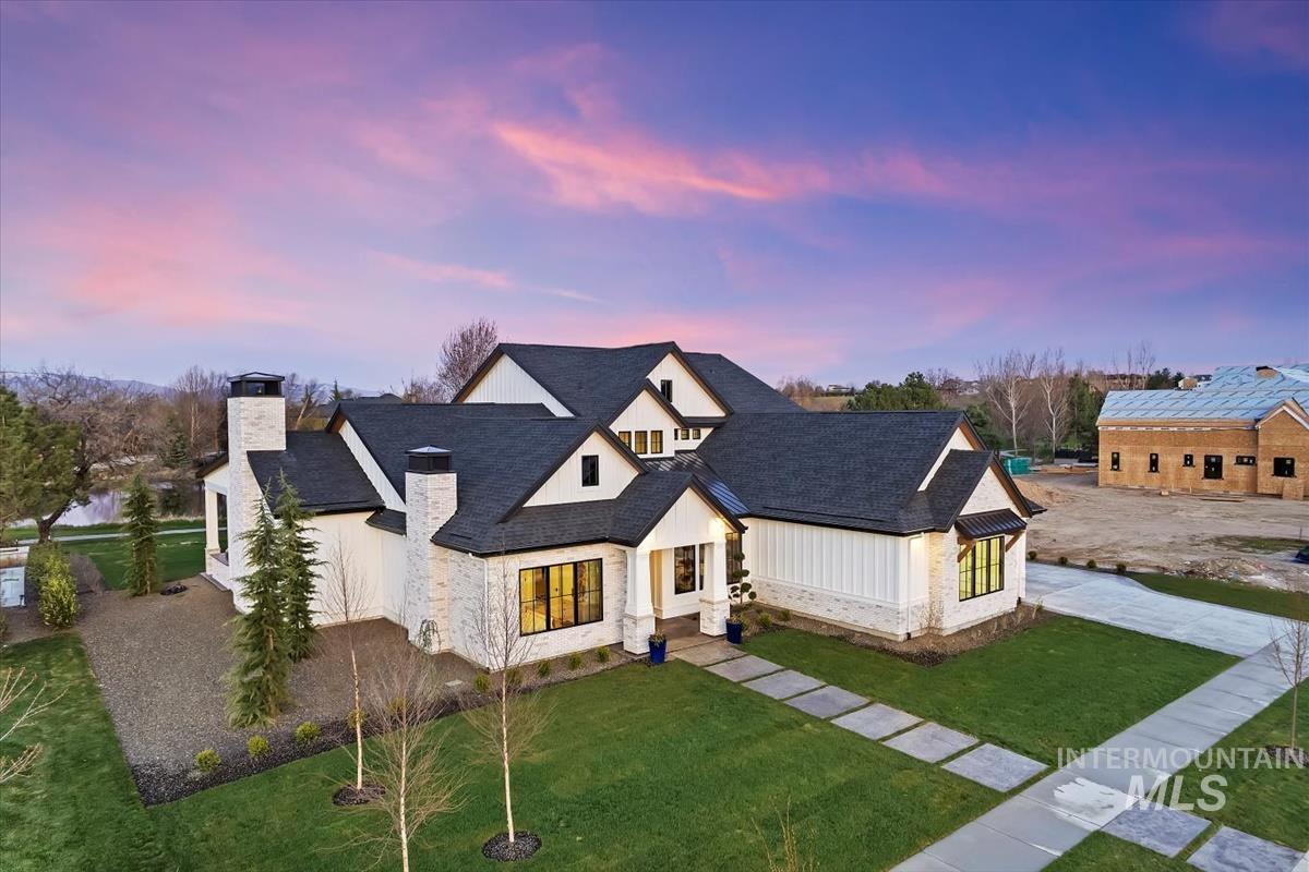 2208 S Mallard Wing Way