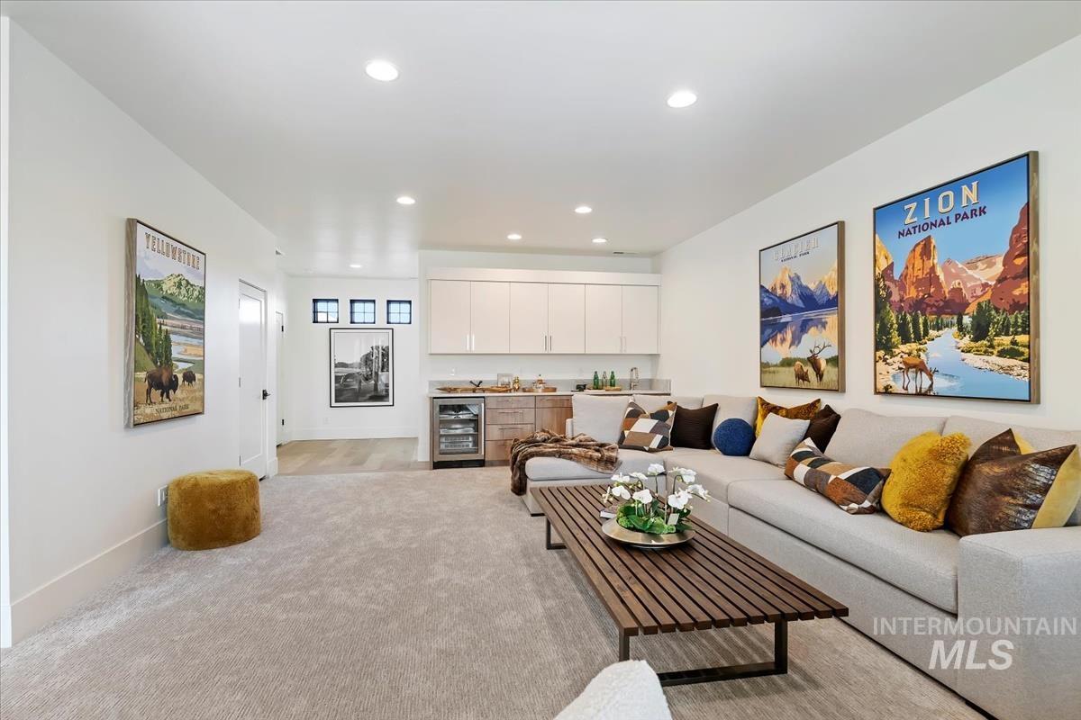 2208 S Mallard Wing Way