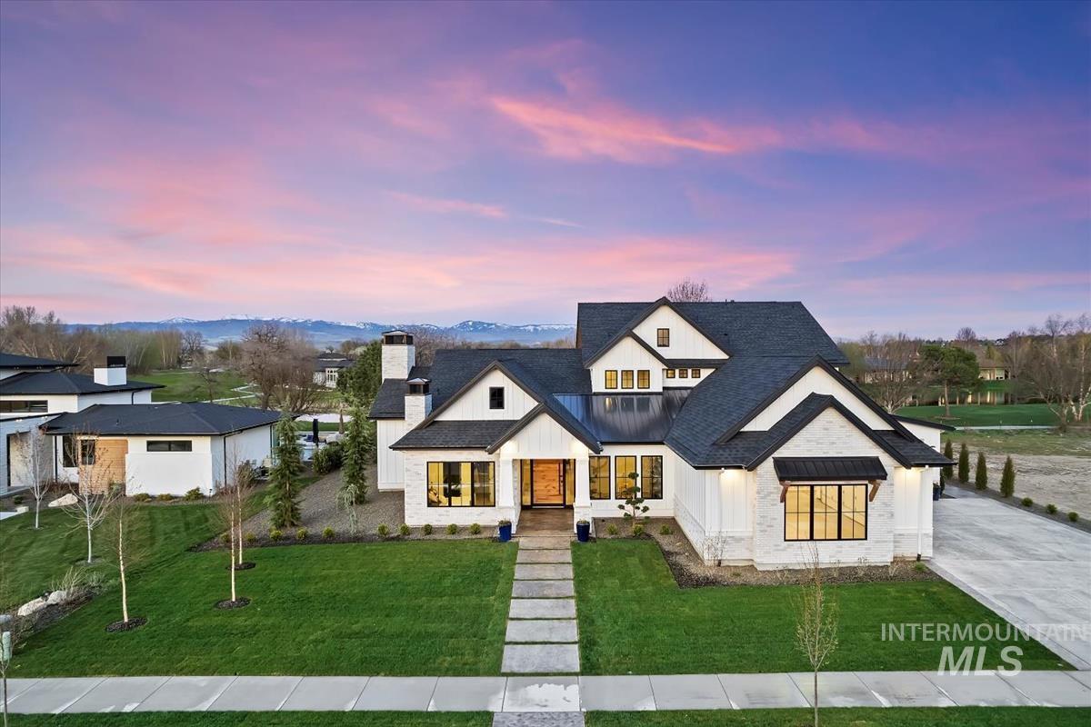 2208 S Mallard Wing Way