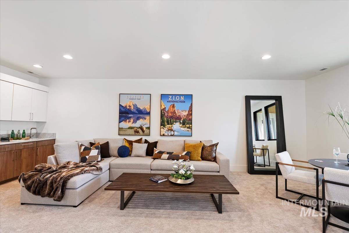 2208 S Mallard Wing Way