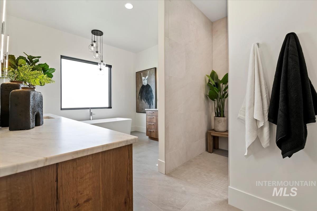 2208 S Mallard Wing Way