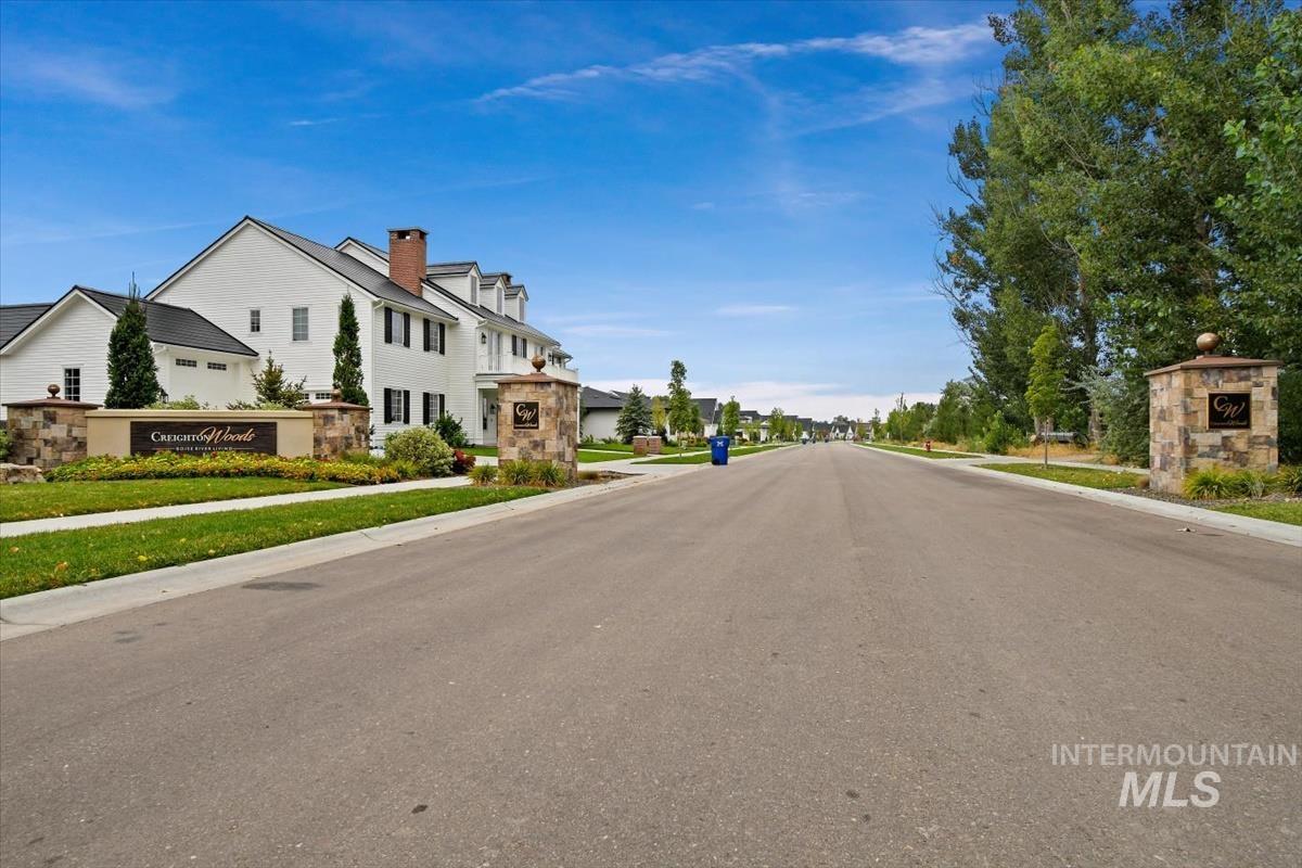 2175 S Mallard Wing Way