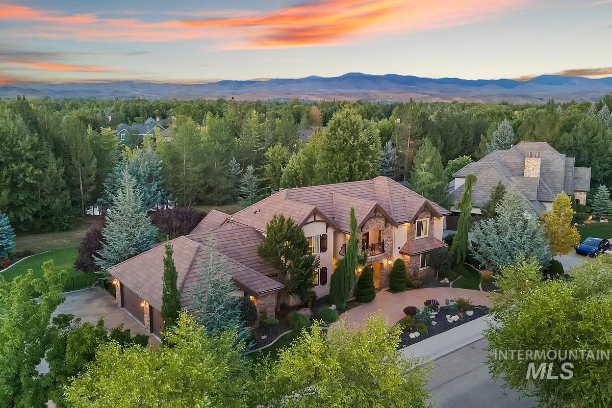 594 W Watersford Dr.