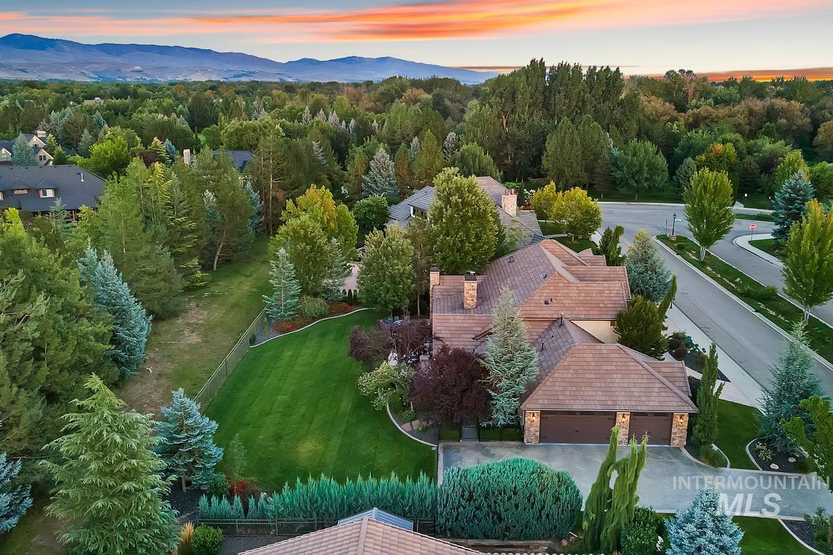 594 W Watersford Dr.