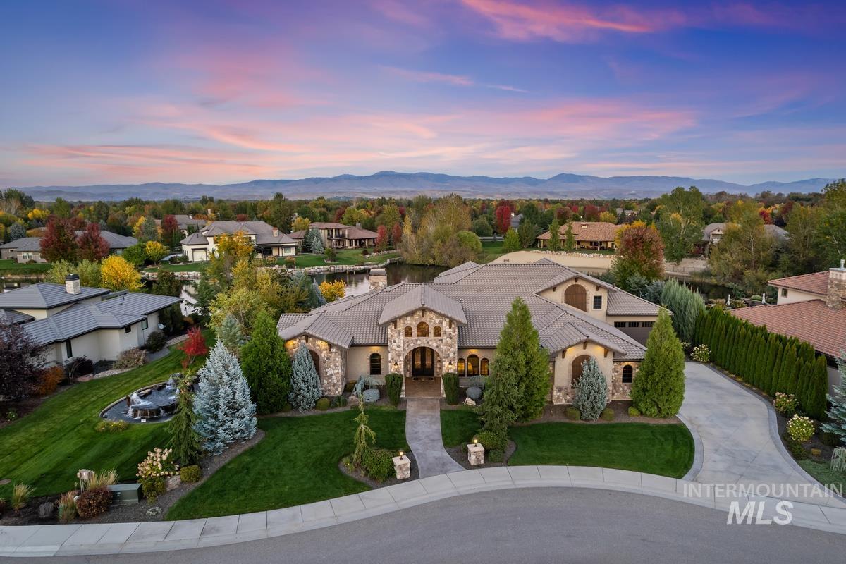 1318 W. Sherington Ct.