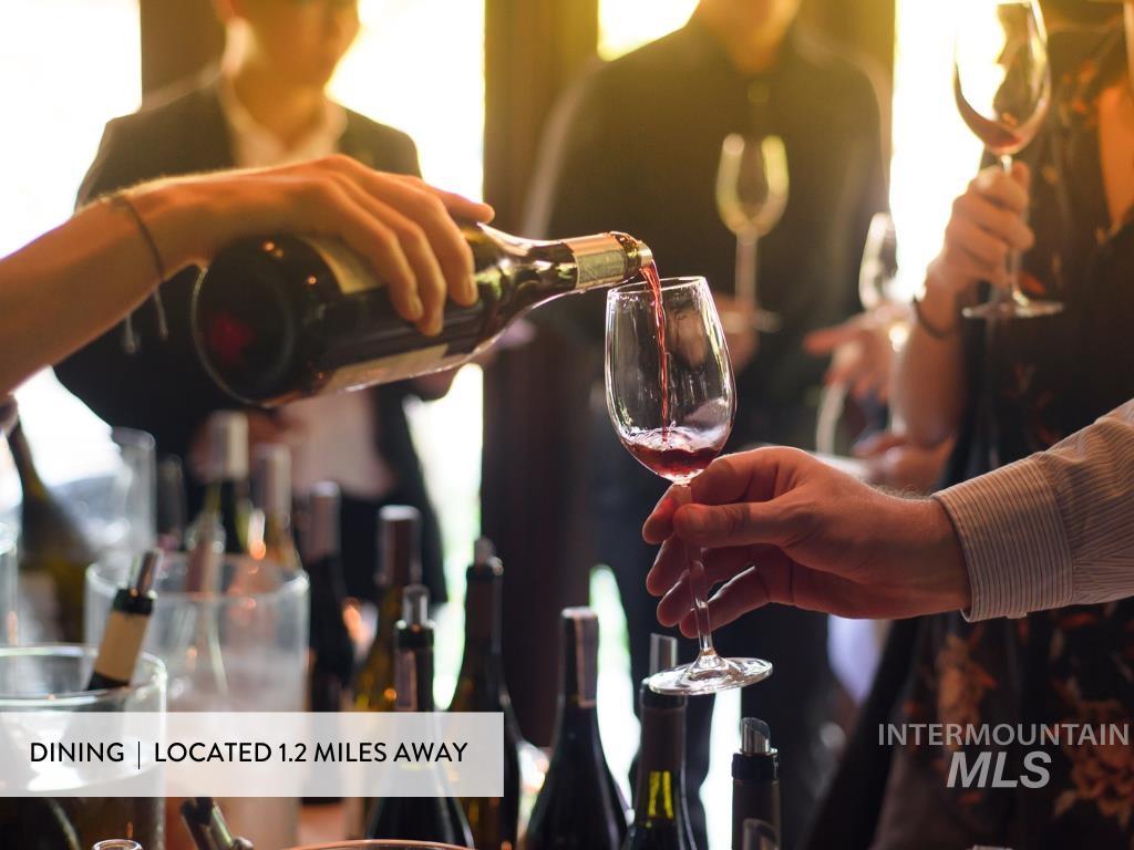 1318 W. Sherington Ct.