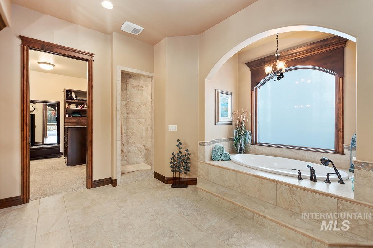 1318 W. Sherington Ct.