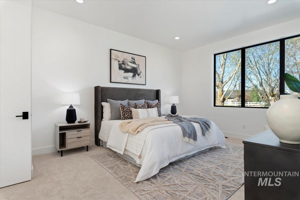 1735 N Meridian Road