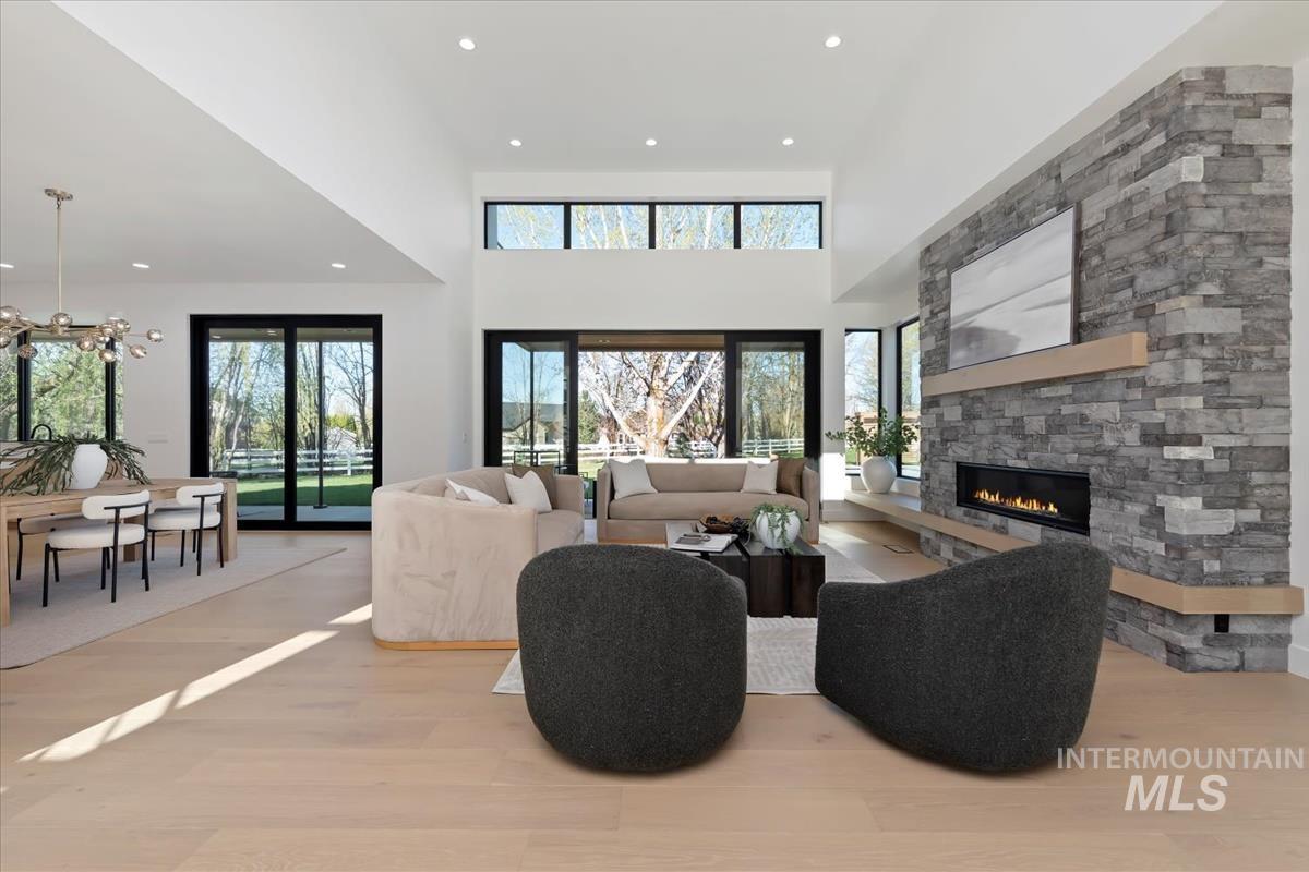 1735 N Meridian Road