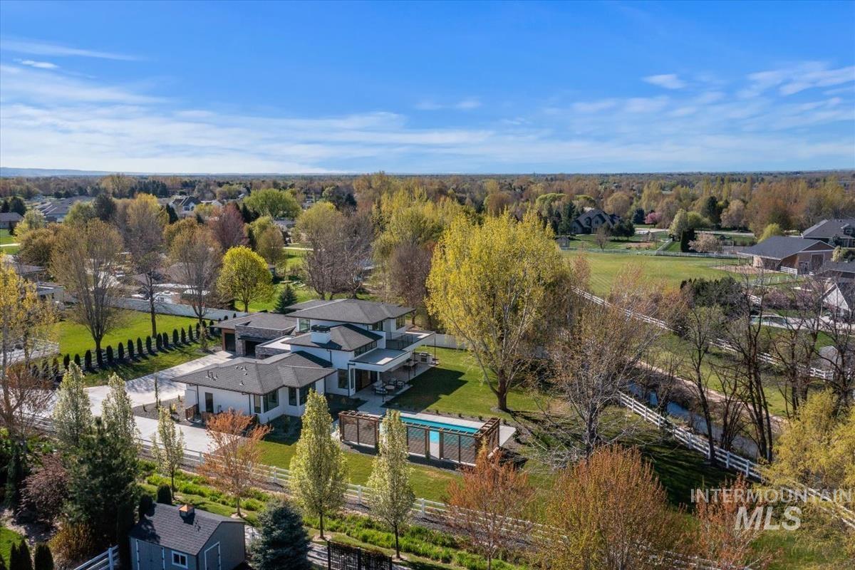 1735 N Meridian Road