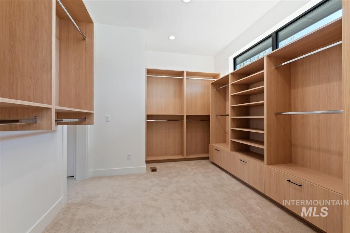 1735 N Meridian Road