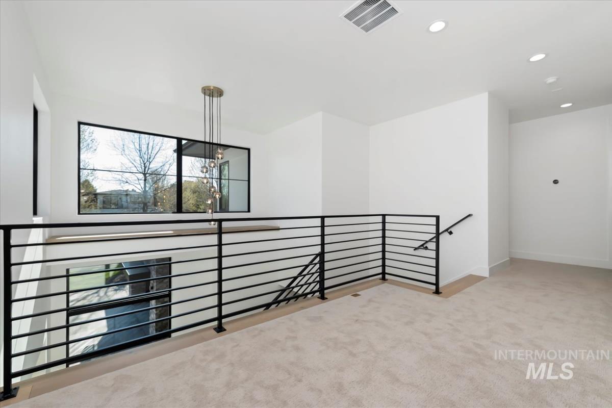 1735 N Meridian Road