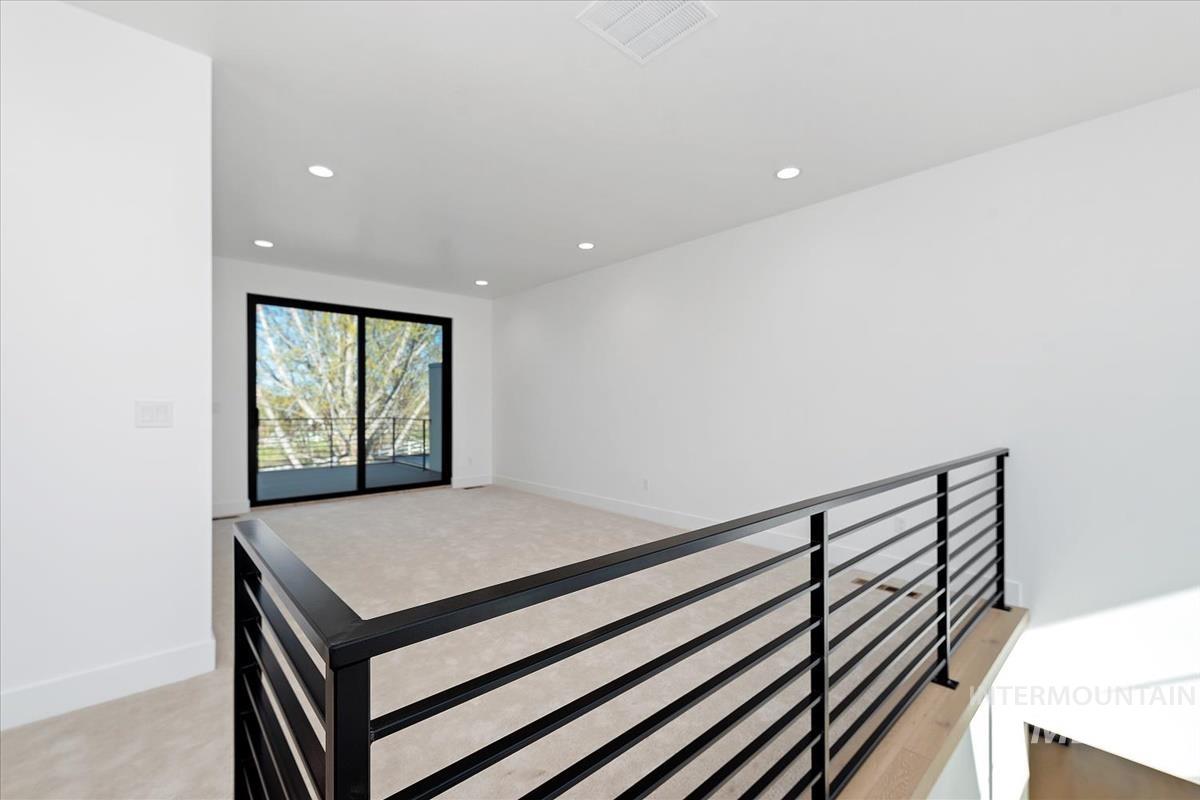 1735 N Meridian Road