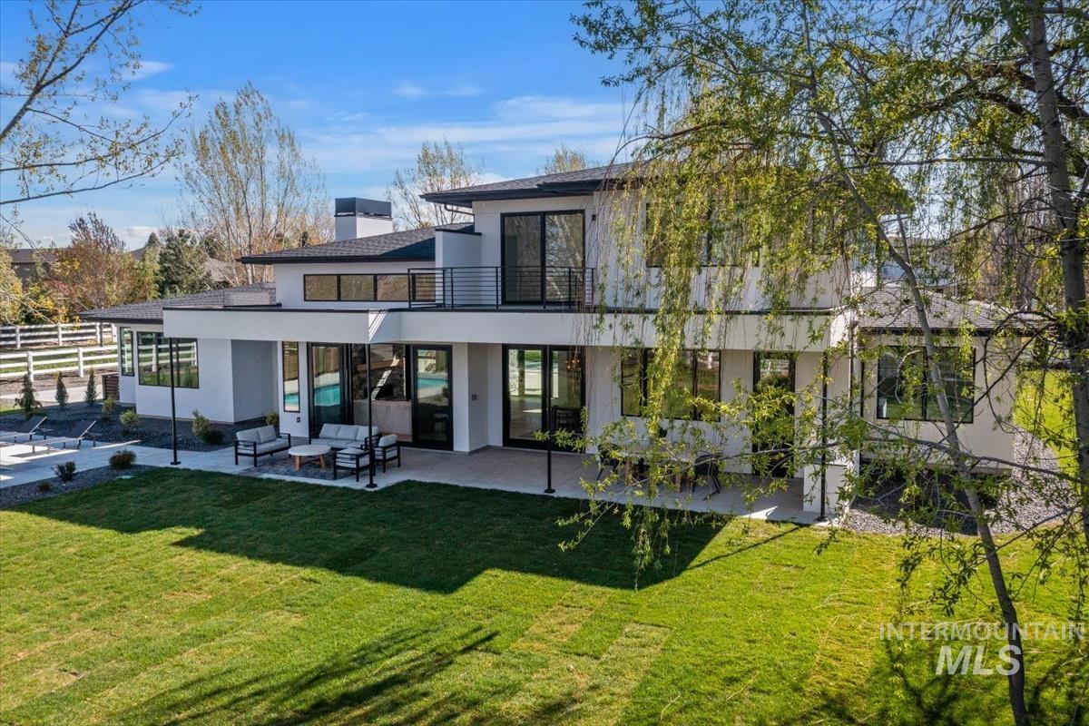 1735 N Meridian Road