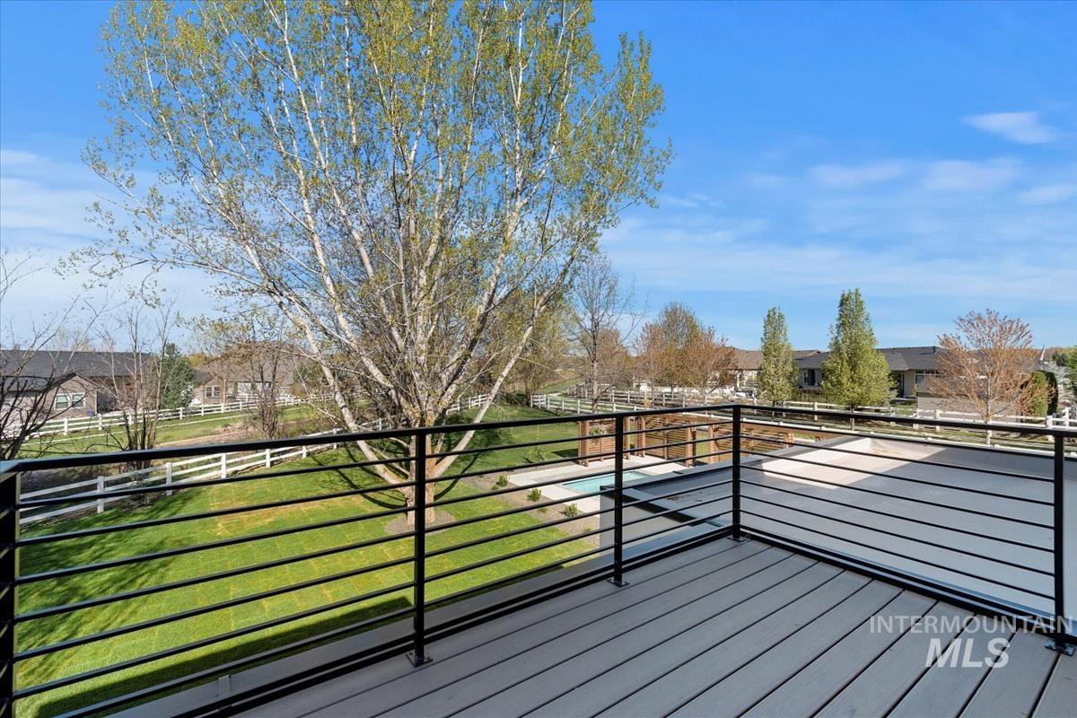 1735 N Meridian Road