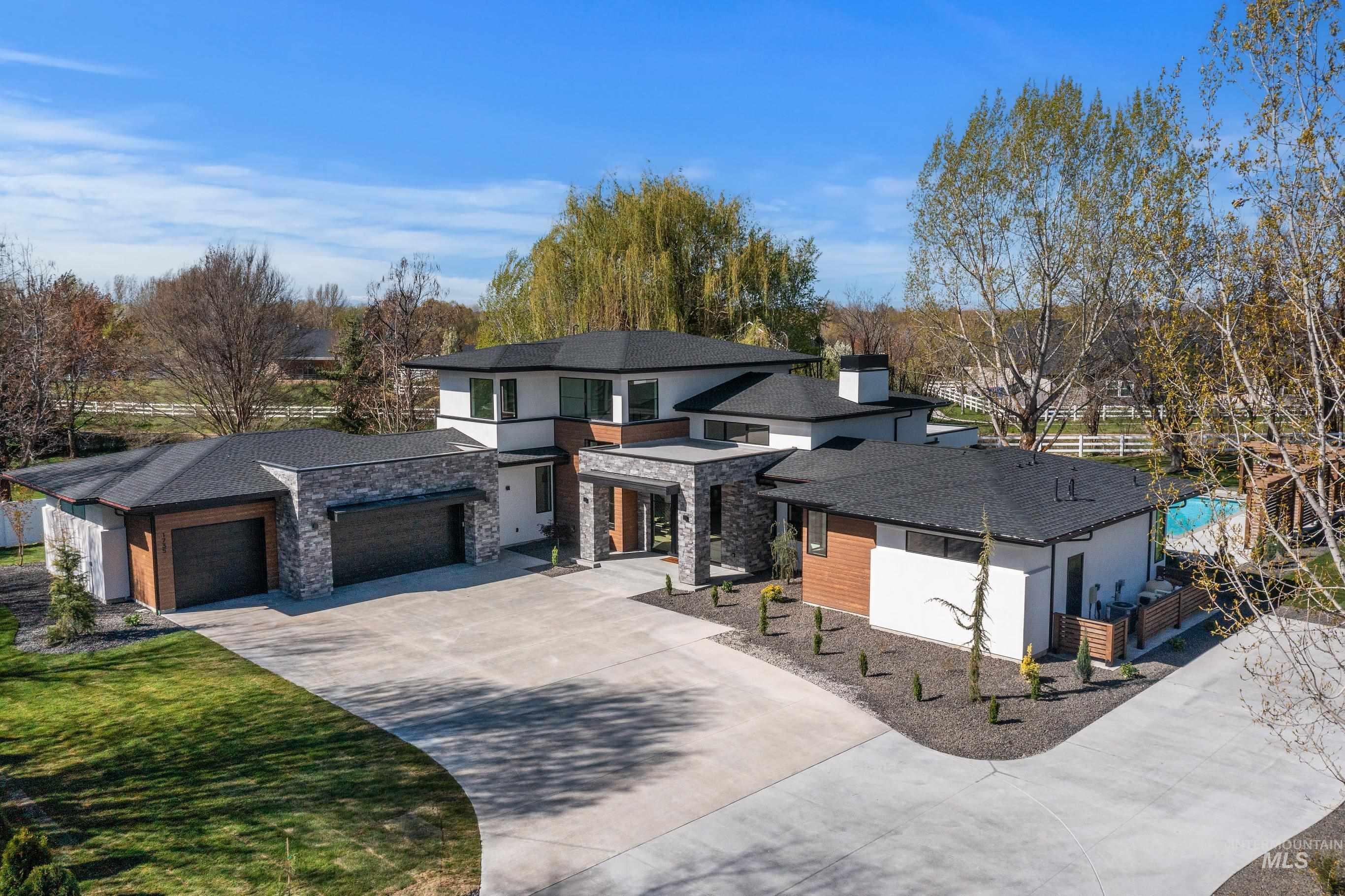 1735 N Meridian Road