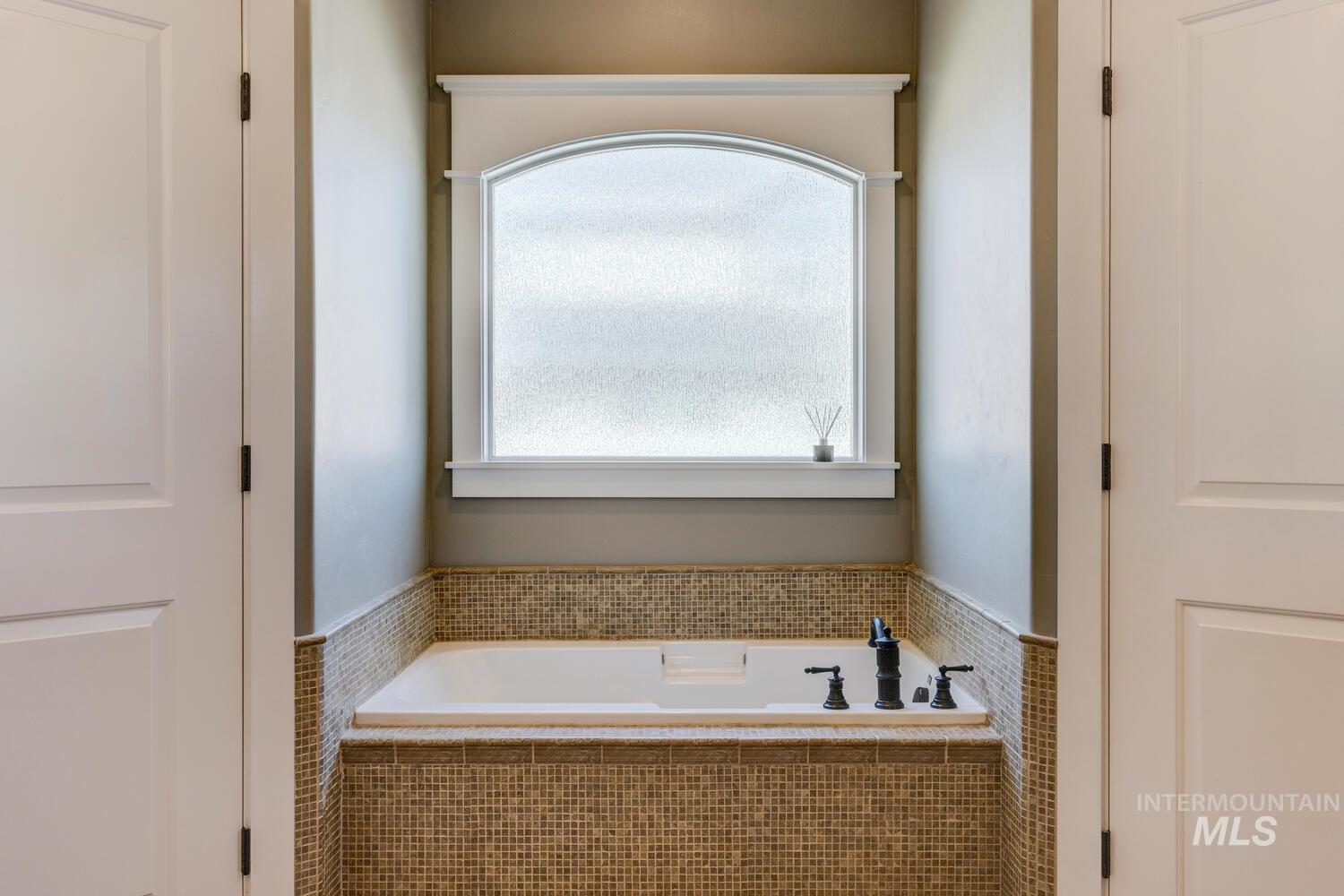 683 N Culver Creek Ave