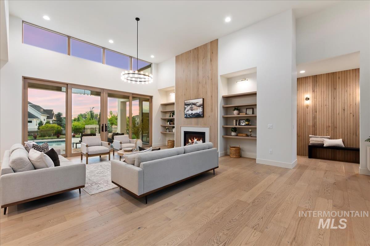 2175 S Mallard Wing Way