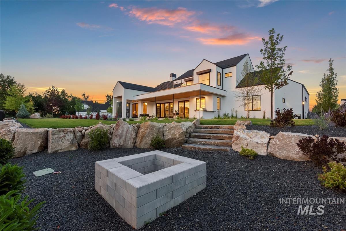 2175 S Mallard Wing Way