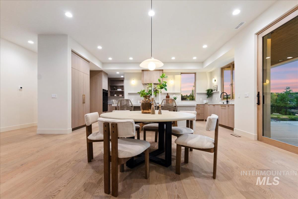 2175 S Mallard Wing Way