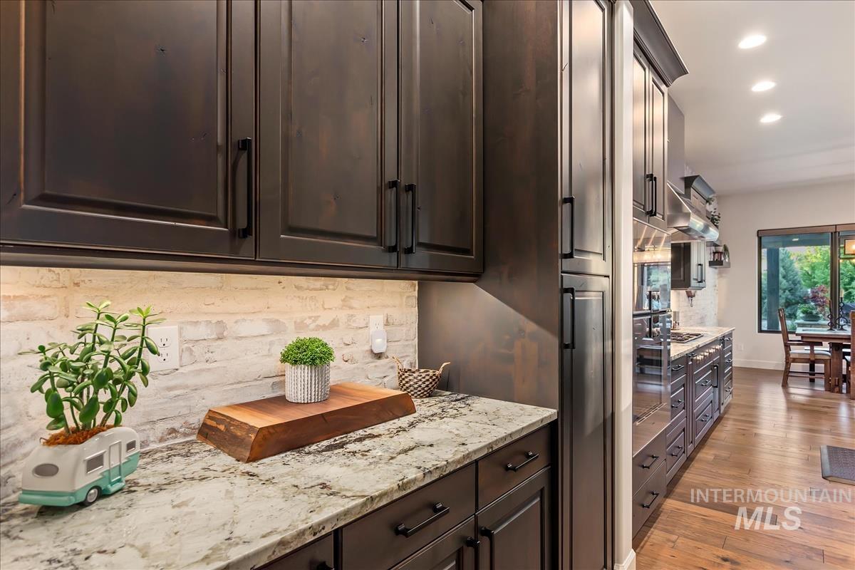 1529 E Garden Brook Drive