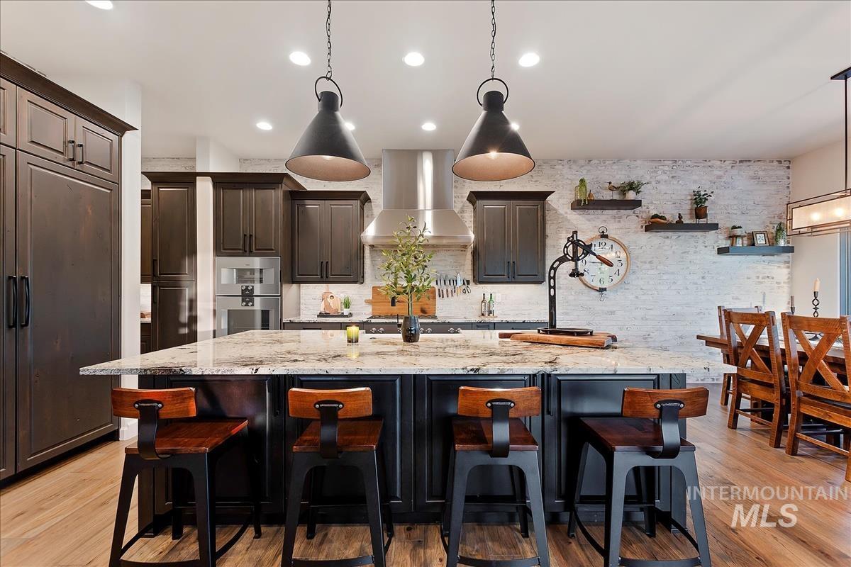 1529 E Garden Brook Drive